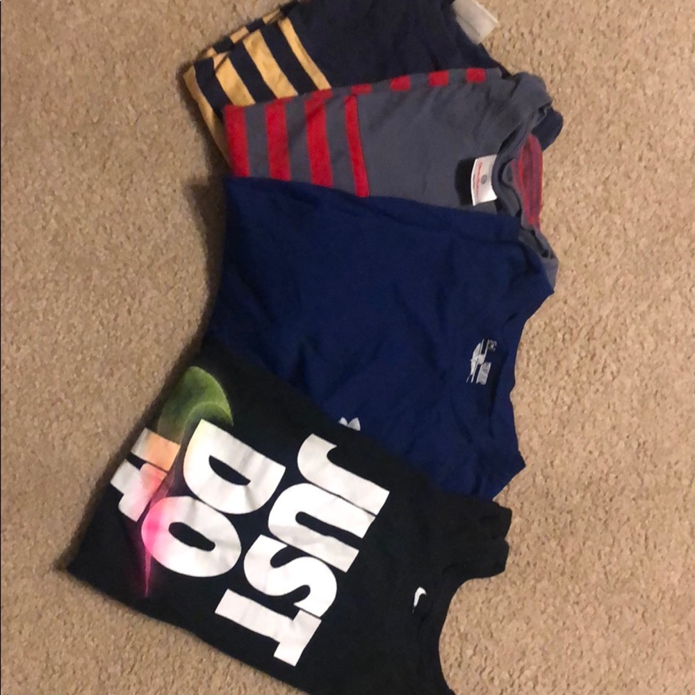 Lot of four boys t-shirt. Medium